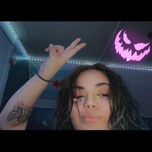 Meet your Posher, Cindy